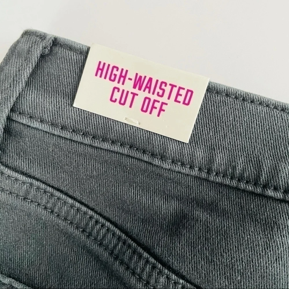 VS pink high waisted cut off shorts size 25 new - Picture 2 of 4